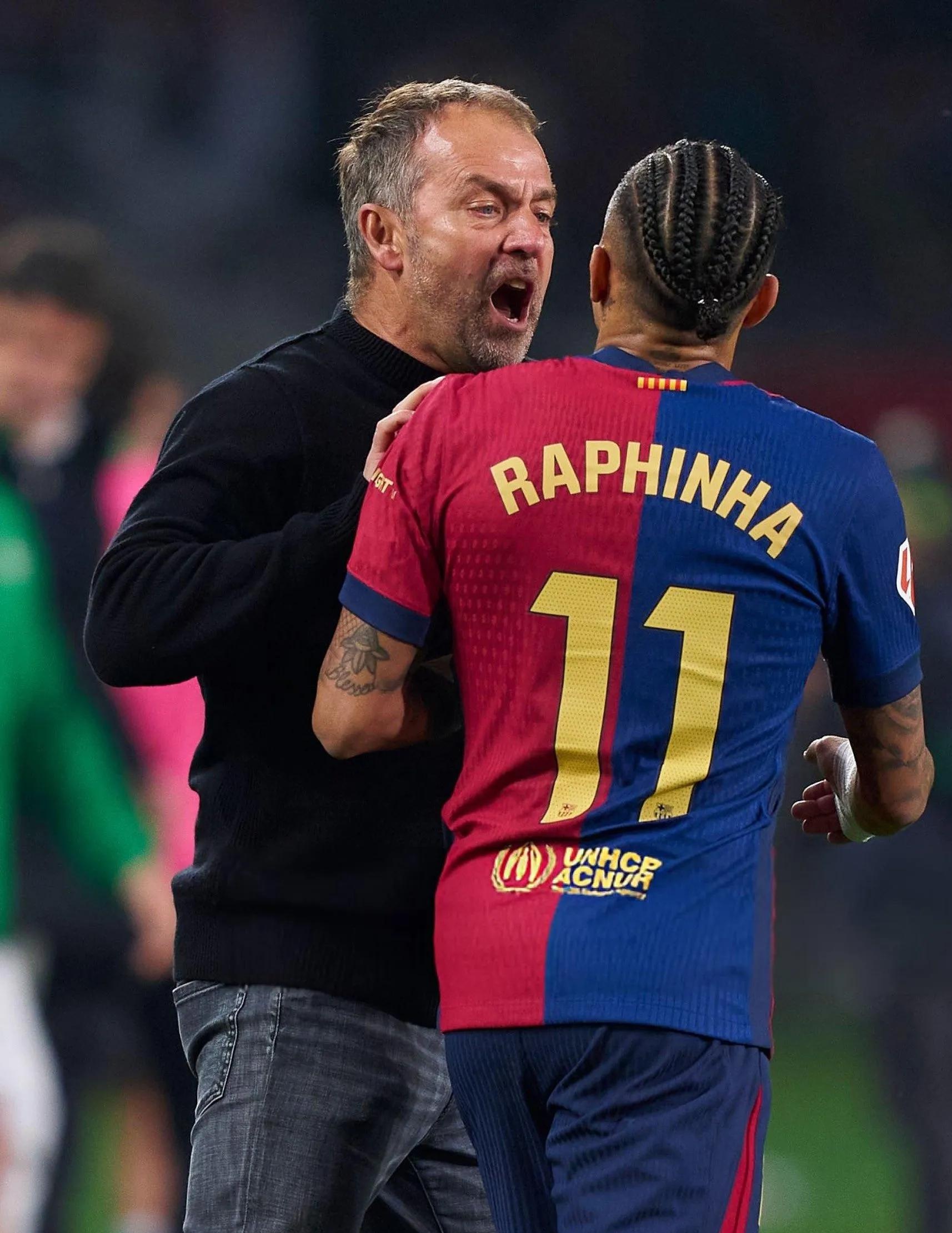 爱游戏在线登录入口 -转会期突围战来临；巴塞罗那围绕足总杯强势反弹；压力陡增；更衣室氛围转暖的简单介绍