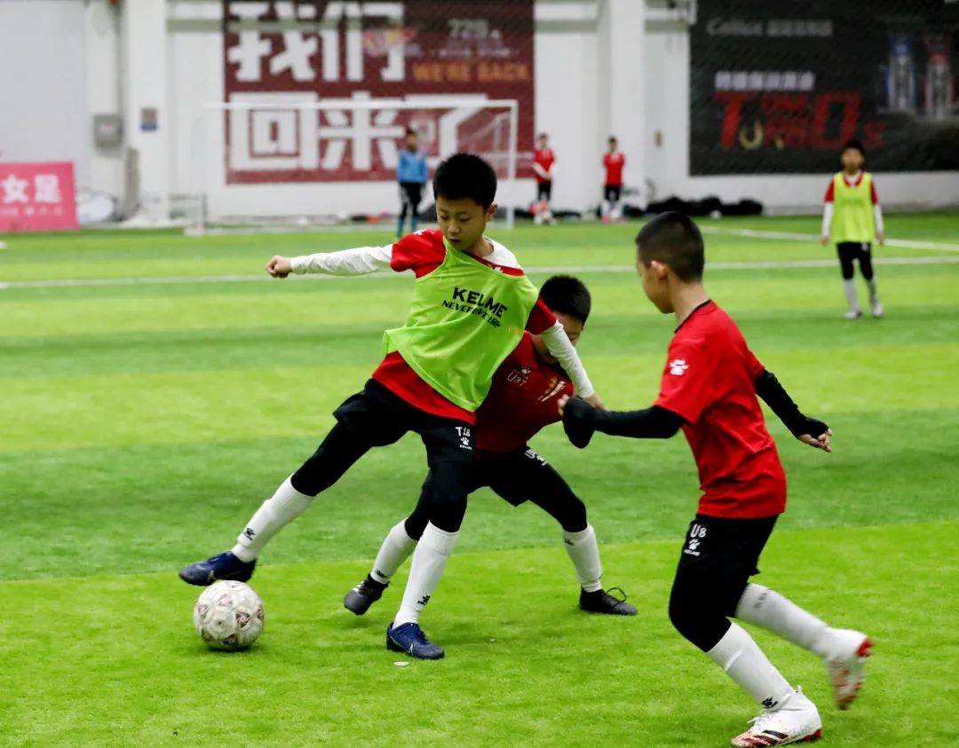 爱游戏官网链接 -赛地聚焦——法甲清晨热度飙升，里尔豪取连胜，更衣室稳定，赛季目标并未改变的简单介绍